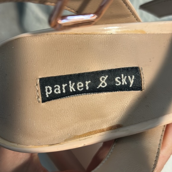 PARKER & SKY NUDE PATENT BLOCK HEEL SANDALS - Picture 5 of 7